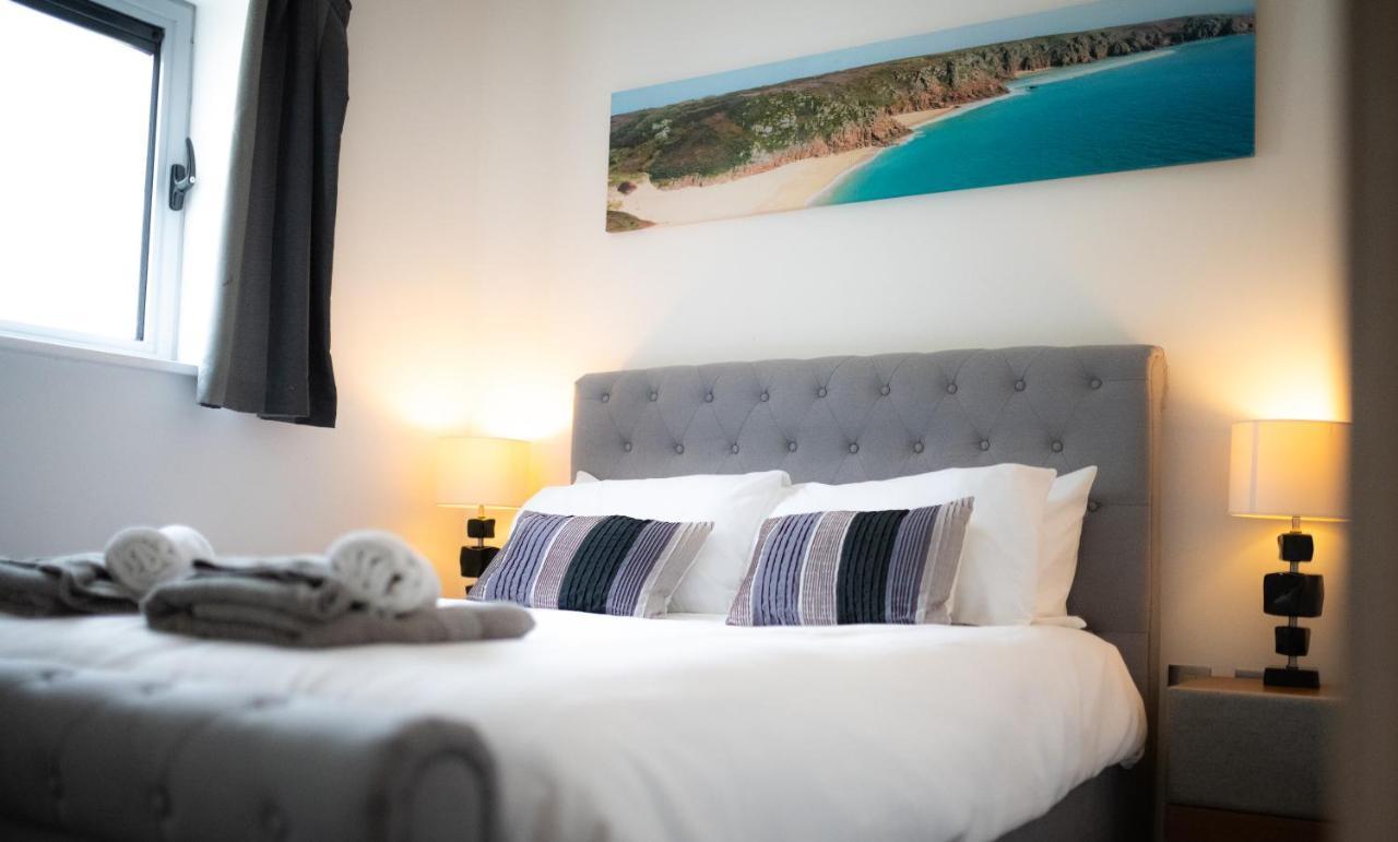 Seaview, Luxury Apartment, 2 Min Walk To Porth Beach New Quay Kültér fotó